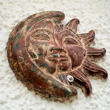 Mary Jane's Cottage, Lettermacaward * Doochary