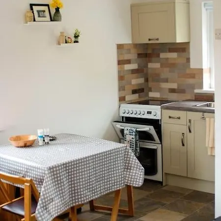 Mary Jane's Cottage, Lettermacaward Nyaraló *