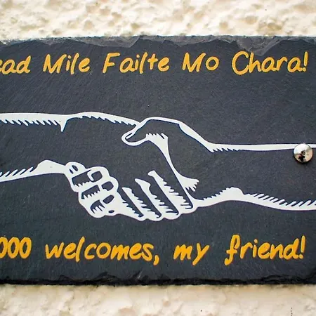 Mary Jane's Cottage, Lettermacaward Nyaraló