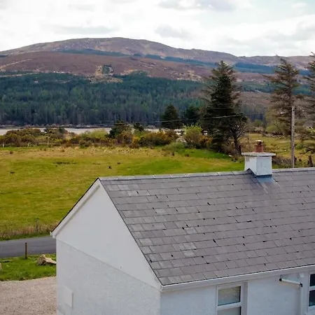 Mary Jane's Cottage, Lettermacaward Nyaraló *