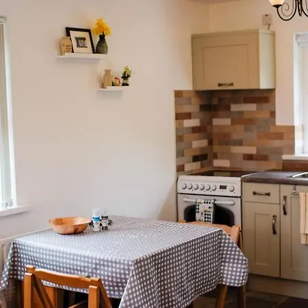 Mary Jane's Cottage, Lettermacaward *