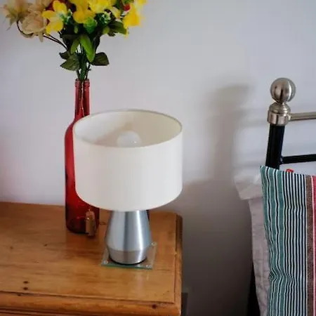 Mary Jane's Cottage, Lettermacaward * Doochary