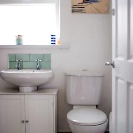 Mary Jane's Cottage, Lettermacaward * Doochary